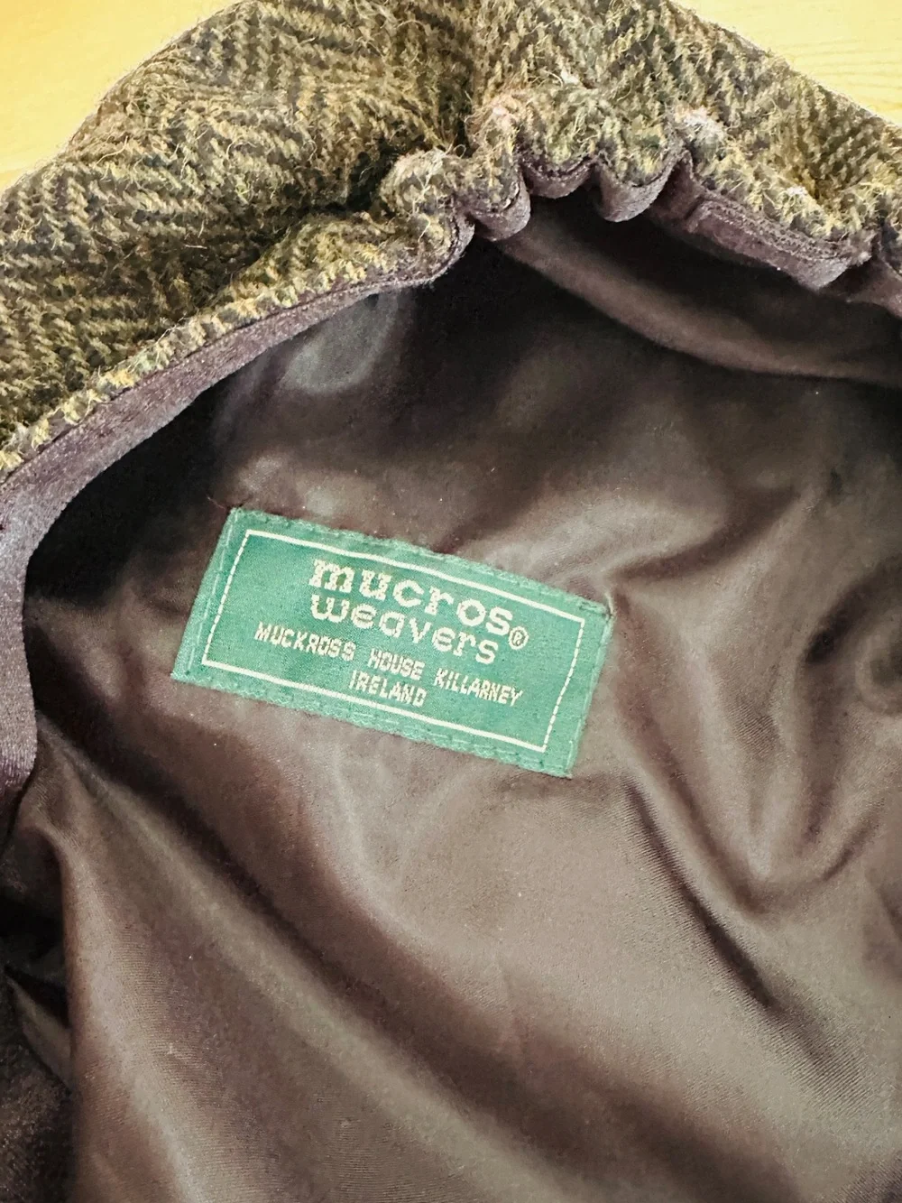 Mucros Weavers Ireland olive green